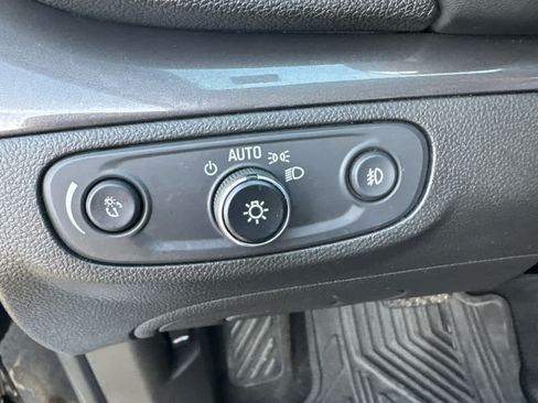 Used 2019 Buick Encore Essence w/ Experience Buick Package AWD/4WD image 15