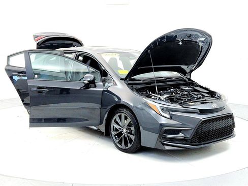 Certified 2024 Toyota Corolla XSE image 9