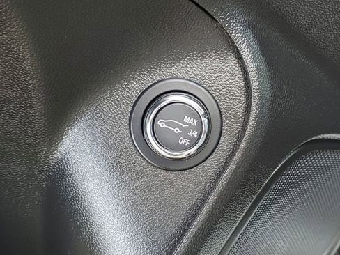 Used 2023 Buick Encore GX Essence w/ Experience Buick Package AWD/4WD image 30