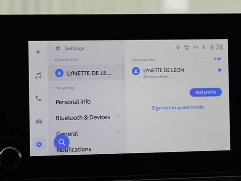 Used 2025 Toyota Camry LE image 29