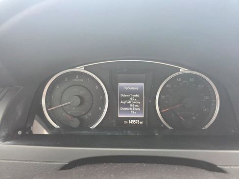 Used 2017 Toyota Camry SE image 14