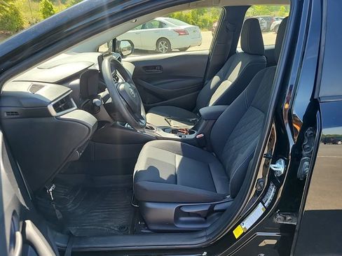 Used 2023 Toyota Corolla LE FWD image 10