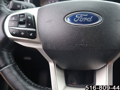 Used 2022 Ford Explorer Limited image 22