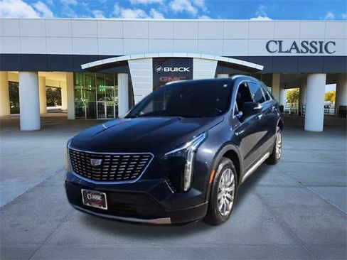 Used 2023 Cadillac XT4 Premium Luxury image 3
