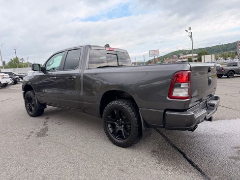 Used 2022 RAM 1500 Big Horn AWD/4WD image 4