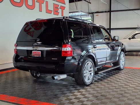 Used 2017 Ford Expedition Limited w/ Equipment Group 301A AWD/4WD image 8