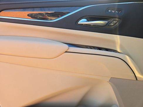 Used 2024 Cadillac Escalade Premium Luxury w/ LPO, Floor Liner Package image 15