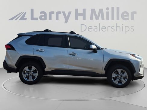 Certified 2022 Toyota RAV4 XLE w/ Convenience Package AWD/4WD image 6