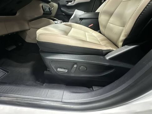 Certified 2020 Ford Escape SEL AWD/4WD image 18