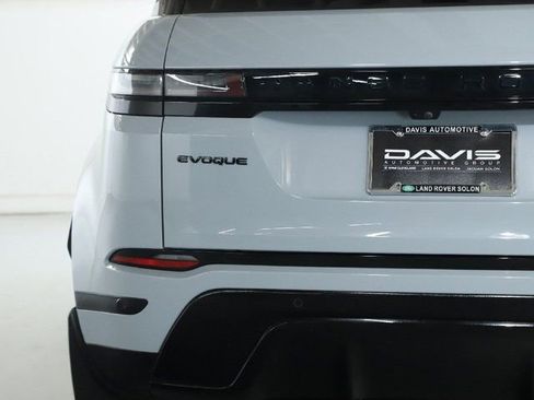 Certified 2025 Land Rover Range Rover Evoque S AWD/4WD image 42