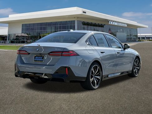 New 2026 BMW 530i xDrive w/ M Sport Package image 10