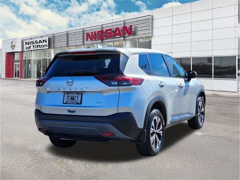 Certified 2023 Nissan Rogue SV image 8