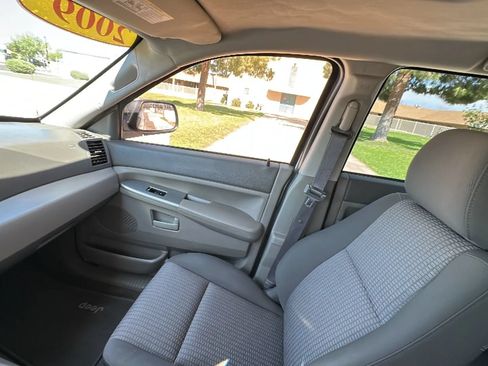 Used 2009 Jeep Grand Cherokee Laredo w/ Trailer Tow Group AWD/4WD image 15