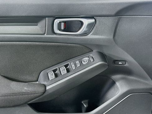 Used 2025 Honda Civic Sport image 15
