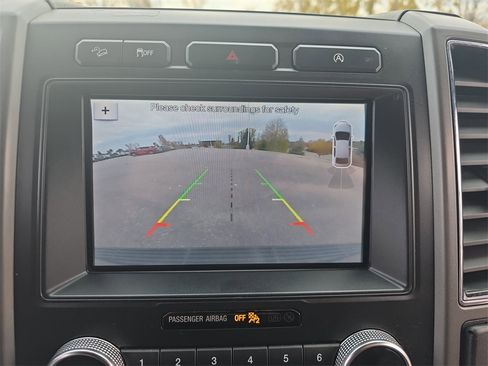 Used 2019 Ford Expedition XLT w/ Equipment Group 201A image 22