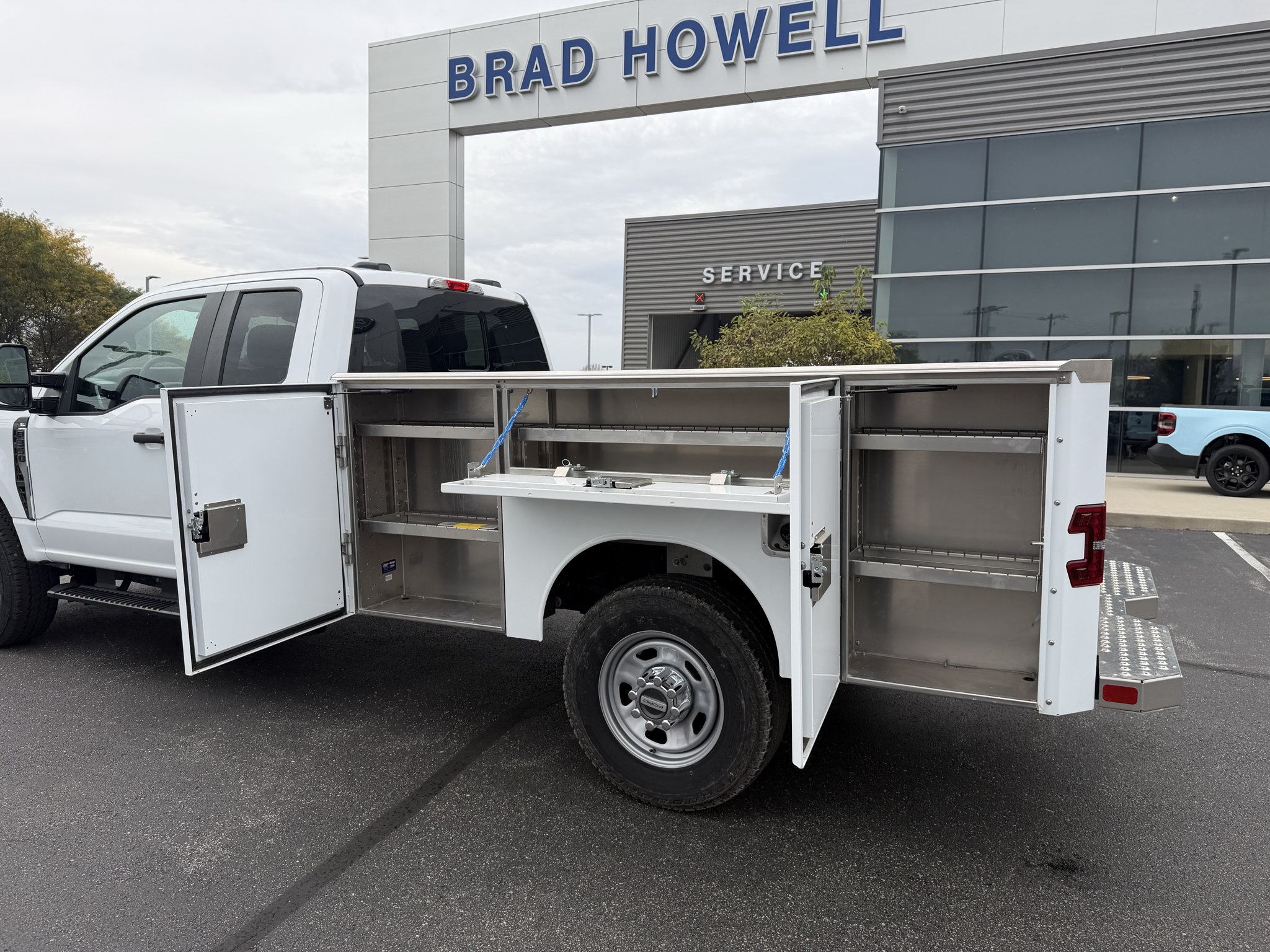 New 2026 Ford F350 XL w/ XL Chrome Package AWD/4WD image 24