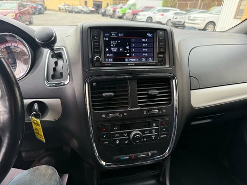 Used 2020 Dodge Grand Caravan GT image 10