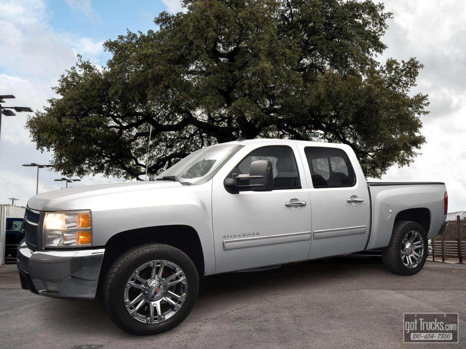 Used 2013 Chevrolet Silverado 1500 LT w/ All-Star Edition AWD/4WD image 1
