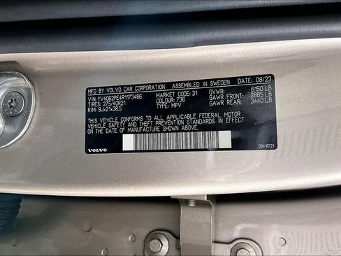 Used 2024 Volvo XC90 B6 Plus w/ Protection Package image 33