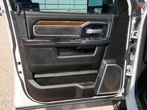 Used 2024 RAM 3500 Laramie image 13