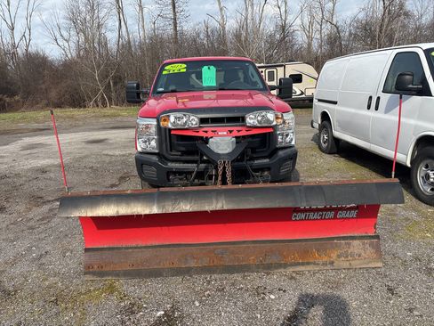 Used 2015 Ford F250 XL w/ Snow Plow Prep Package AWD/4WD image 4