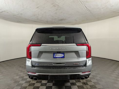 New 2026 GMC Yukon Denali AWD/4WD image 8