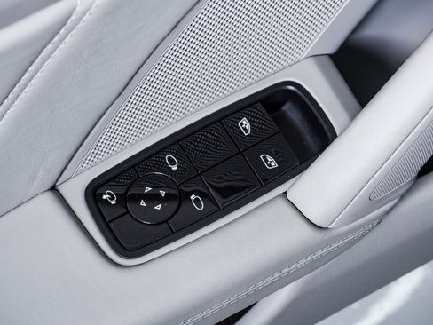 Certified 2021 Porsche 911 Turbo S image 32