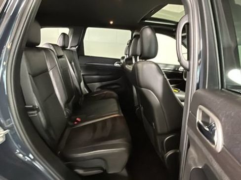 Used 2018 Jeep Grand Cherokee Altitude AWD/4WD image 30
