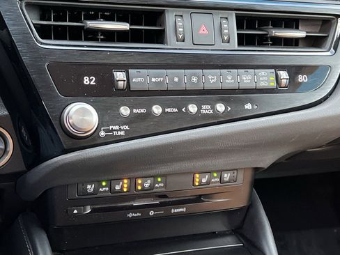 Used 2022 Lexus ES 350 350 image 19