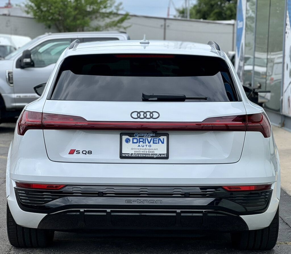 Used 2024 Audi Q8 e-tron Prestige w/ Prestige Package AWD/4WD image 36