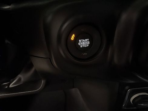 Used 2023 Jeep Wrangler Unlimited Sahara w/ Cold Weather Group image 18