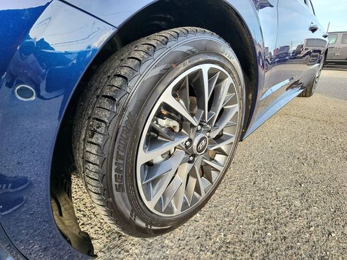 Used 2022 Hyundai Sonata Limited w/ Preferred Accessory Package image 19