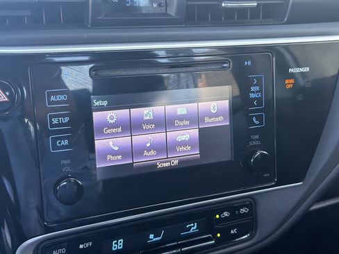 Used 2017 Toyota Corolla LE FWD image 20