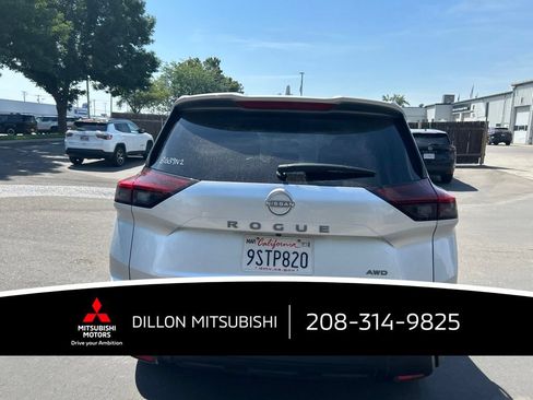 Used 2025 Nissan Rogue SV AWD/4WD image 20