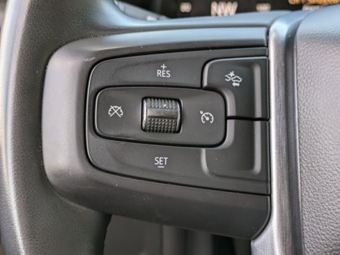 Used 2023 GMC Yukon SLT image 24