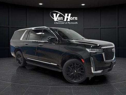Used 2022 Cadillac Escalade ESV Premium Luxury AWD/4WD image 1