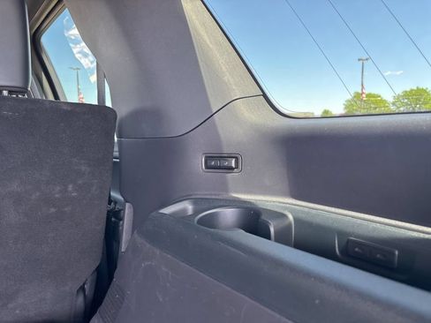 Used 2025 Ford Expedition Tremor AWD/4WD image 36