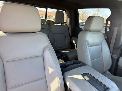 Used 2020 GMC Sierra 1500 SLT w/ SLT Premium Plus Package image 6