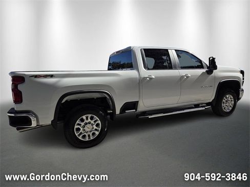 New 2026 Chevrolet Silverado 2500 LT image 7