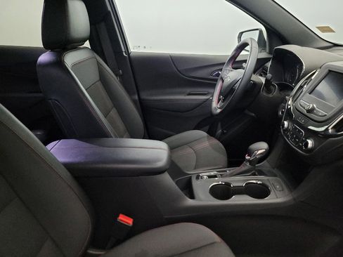 Used 2024 Chevrolet Equinox RS w/ LPO, Floor Liner Package FWD image 21