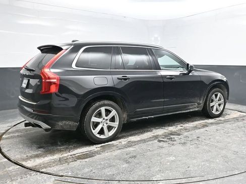 Used 2020 Volvo XC90 T6 Momentum image 7
