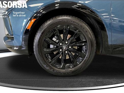 Certified 2024 Buick Envista Sport Touring w/ Convenience I Package FWD image 9