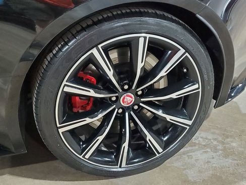 Used 2021 Jaguar F-TYPE R AWD/4WD image 32