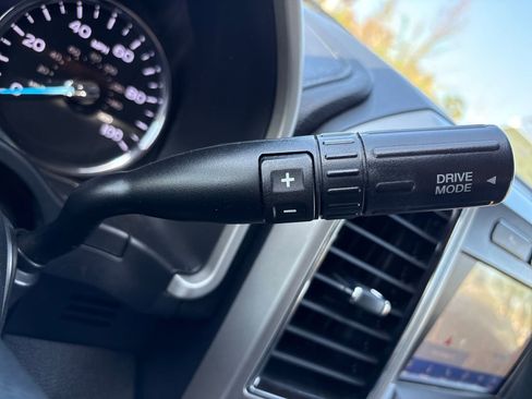 Certified 2020 Ford F250 Lariat w/ Lariat Value Package image 27