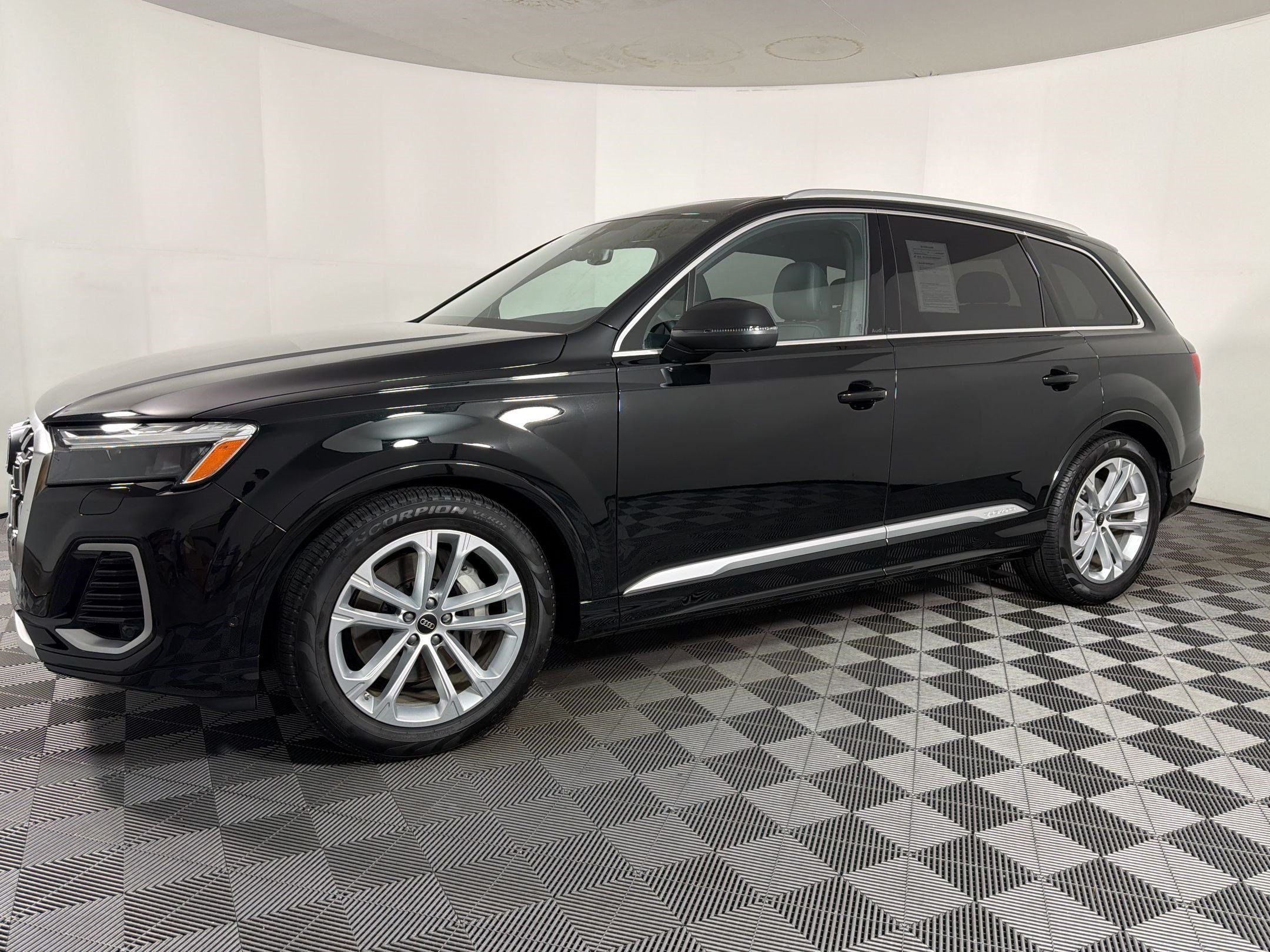 Used 2026 Audi Q7 3.0T Premium Plus AWD/4WD image 25