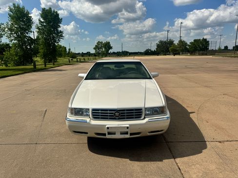 Used 2001 Cadillac Eldorado ESC w/ Comfort/Convenience Pkg image 25