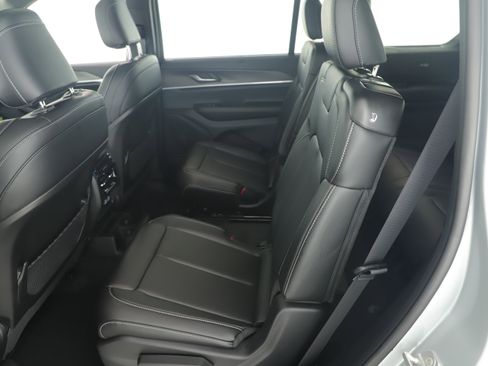 New 2025 Jeep Grand Cherokee L Limited image 22