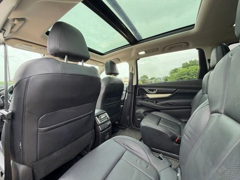Used 2021 Subaru Ascent Limited AWD/4WD image 13