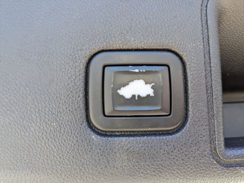 Used 2020 GMC Terrain SLT w/ Preferred Package image 13