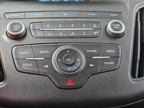 Used 2018 Ford Focus SE image 17